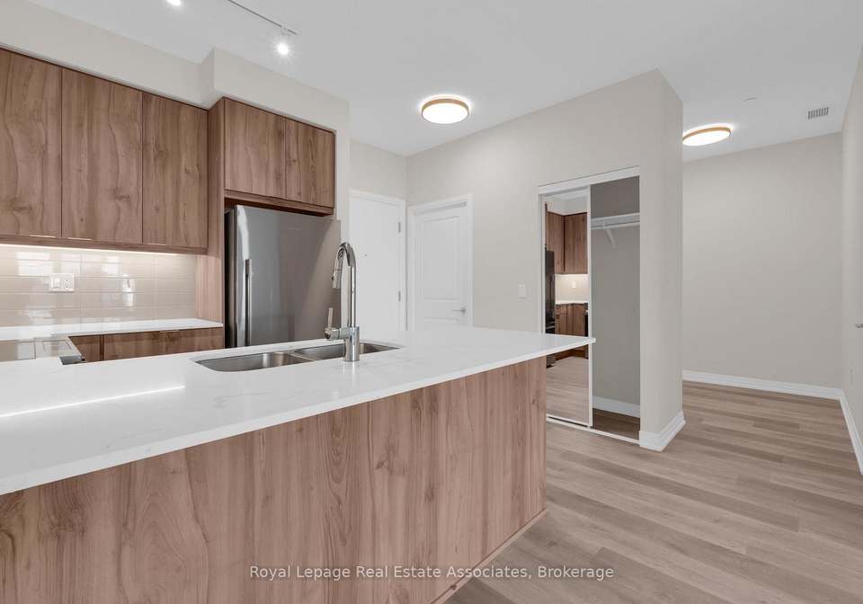 15-watergarden-drive-mississauga-ontario-w12435507