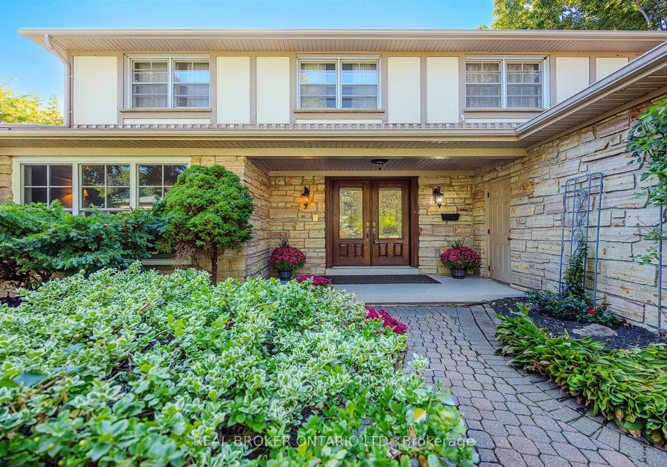 6-streatham-place-etobicoke-ontario-w12435633