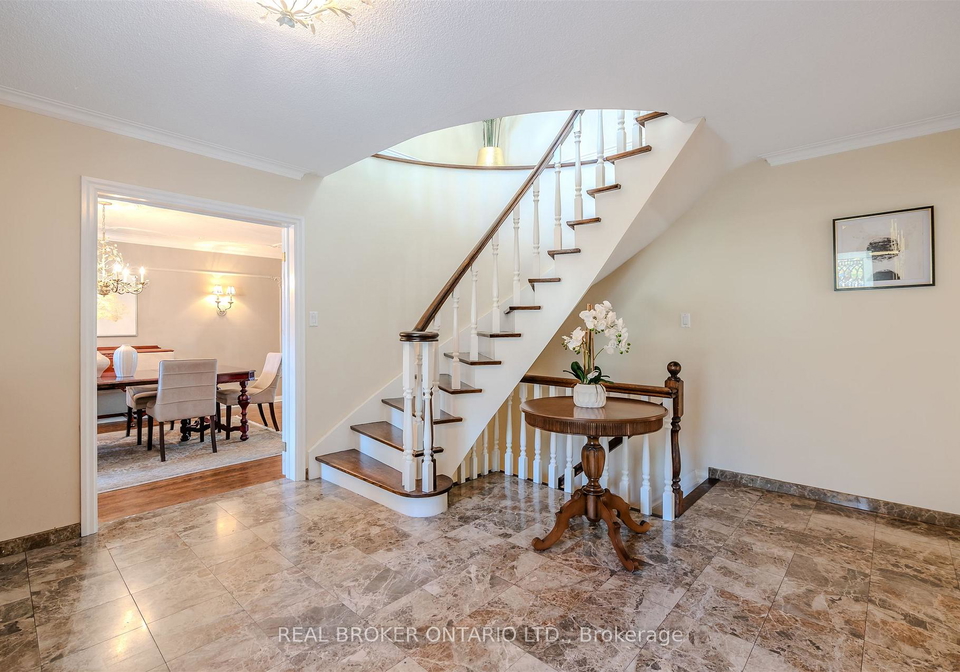 6-streatham-place-etobicoke-ontario-w12435633