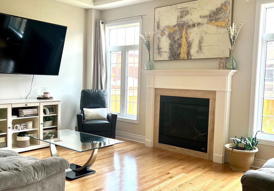 250-niagara-trail-halton-hills-ontario-w12435772