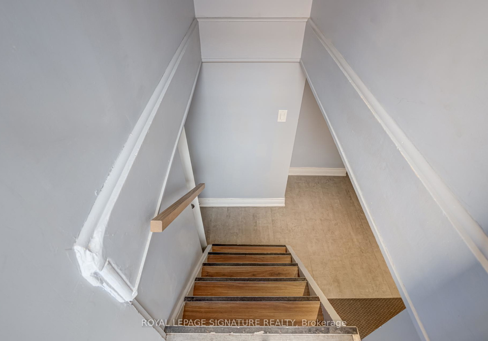 7-edmund-avenue-north-york-ontario-w12435779