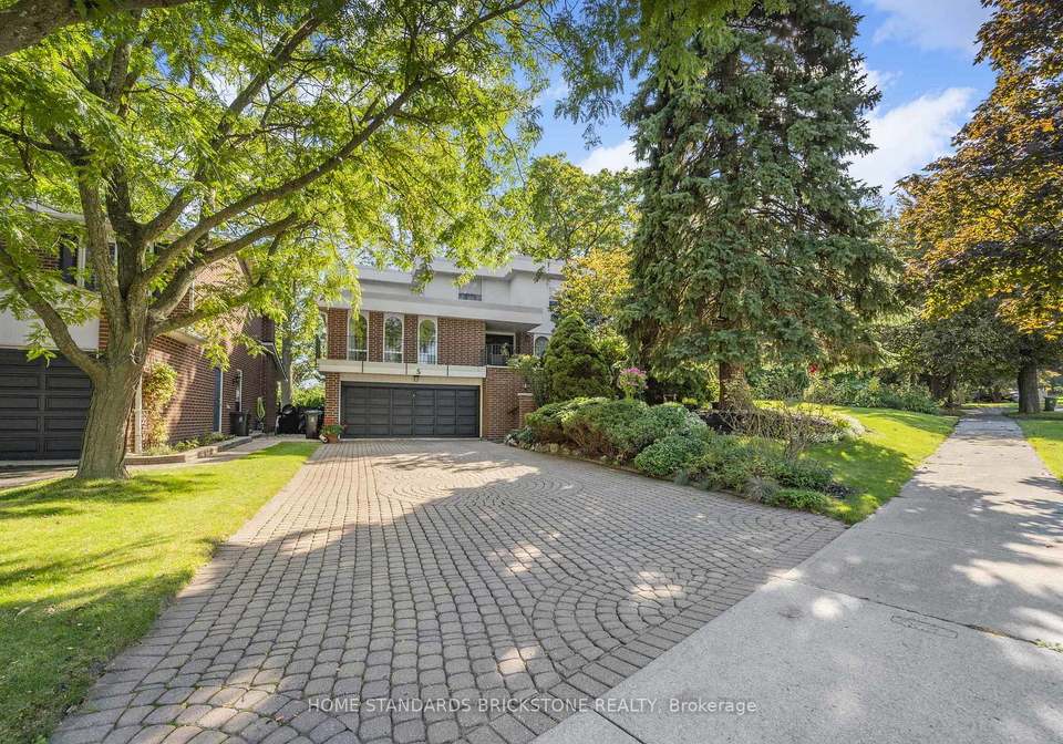 5-poplar-heights-drive-etobicoke-ontario-w12435969
