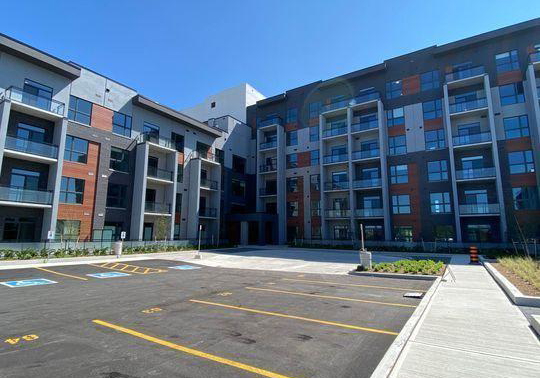 95-dundas-estates-w-oakville-ontario-w12435971
