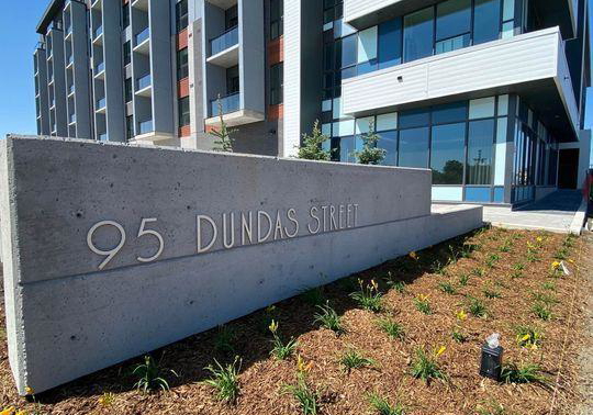 95-dundas-estates-w-oakville-ontario-w12435971