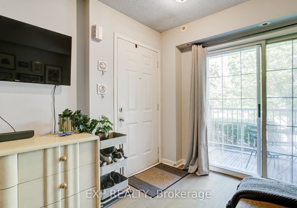 93-the-queensway-toronto-ontario-w12436029