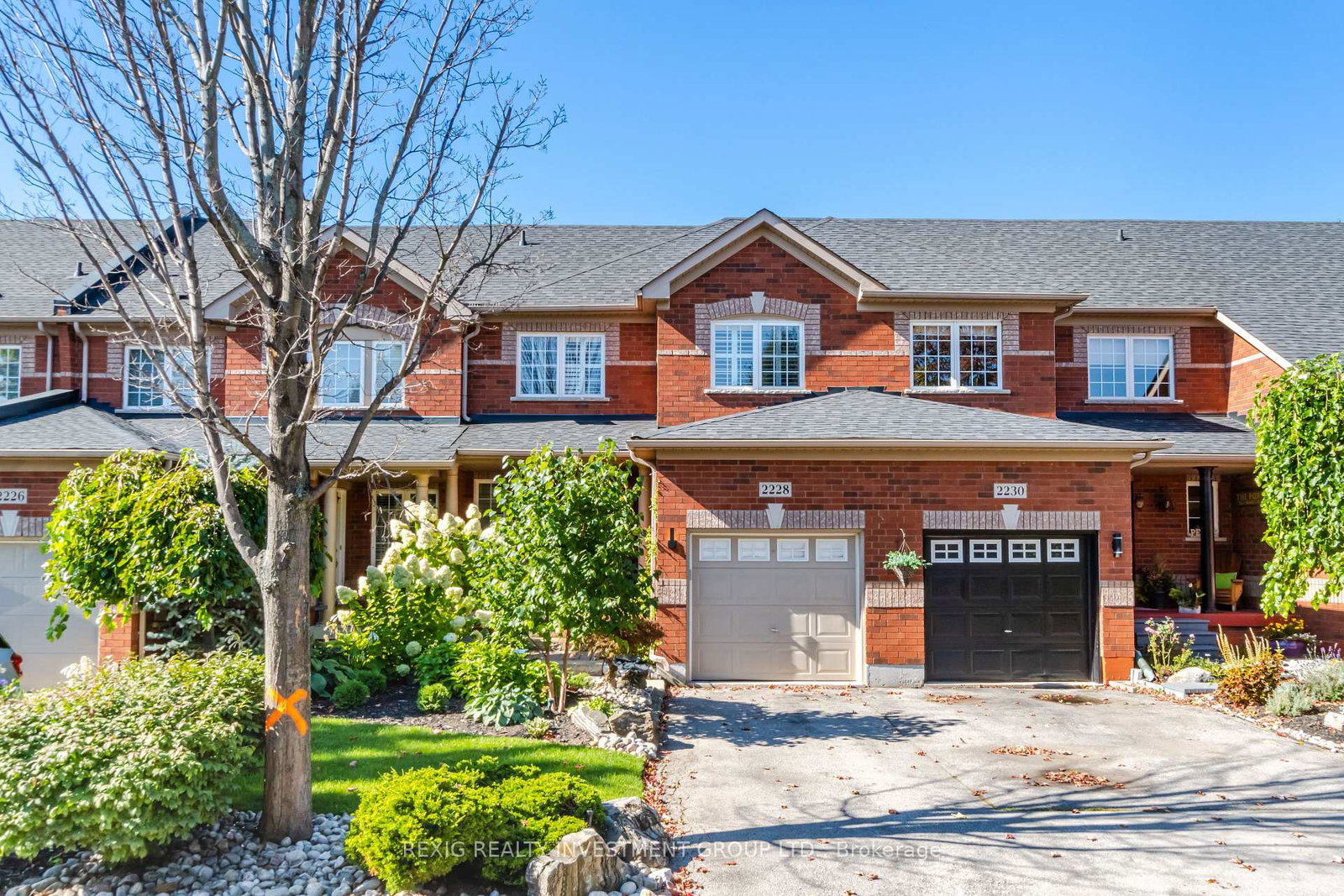 2228-hummingbird-way-oakville-ontario-w12436037