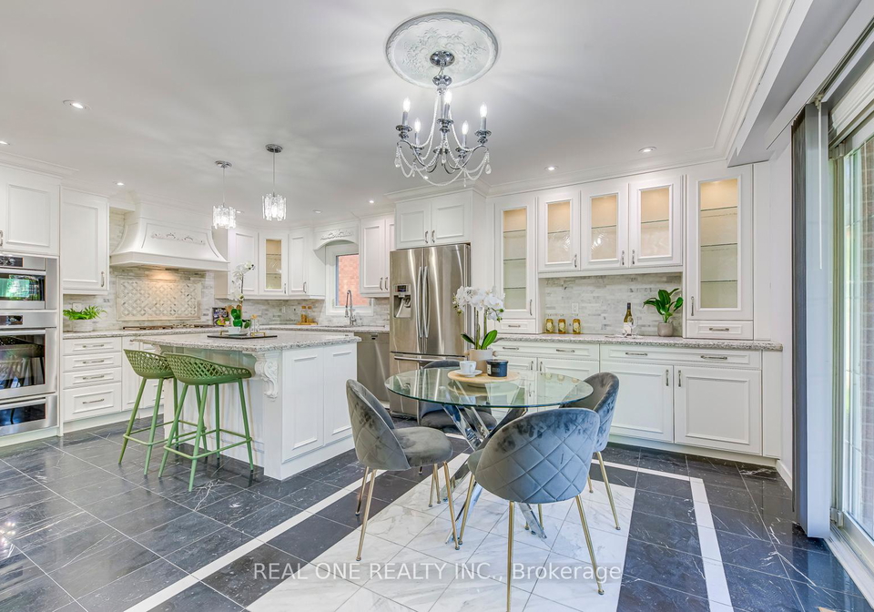 403-glenashton-drive-oakville-ontario-w12436338