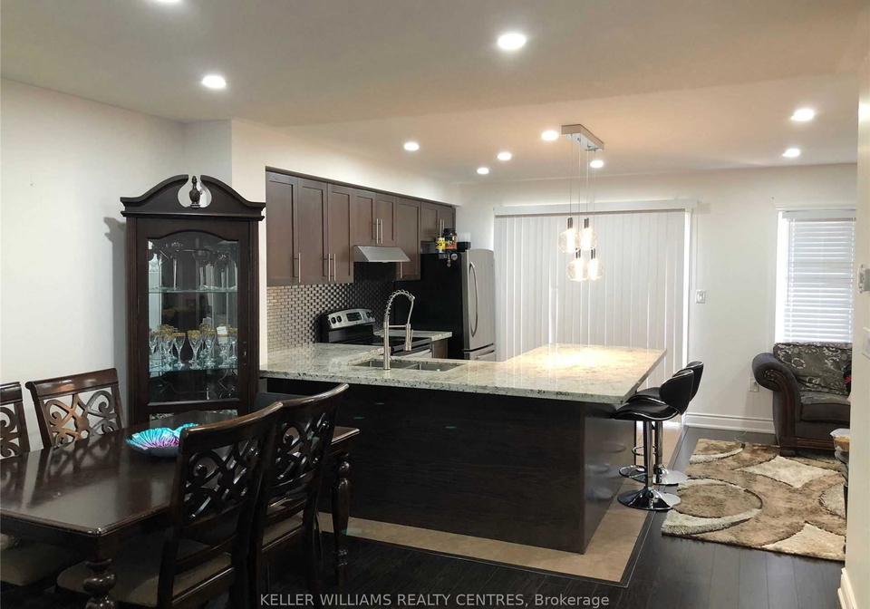 896-thompson-road-s-milton-ontario-w12436464