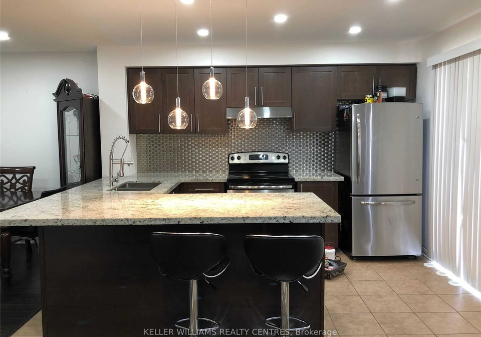 896-thompson-road-s-milton-ontario-w12436464
