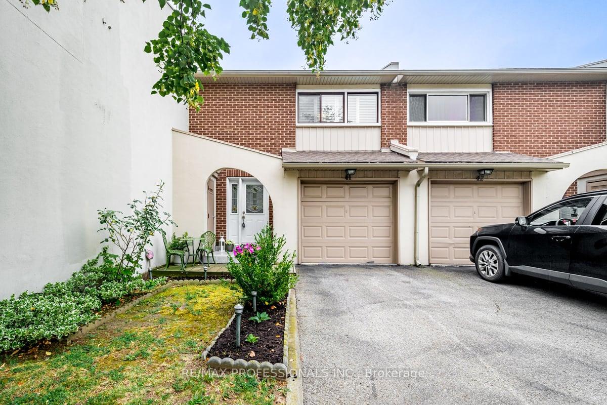 1180-mississauga-valley-boulevard-mississauga-ontario-w12436561