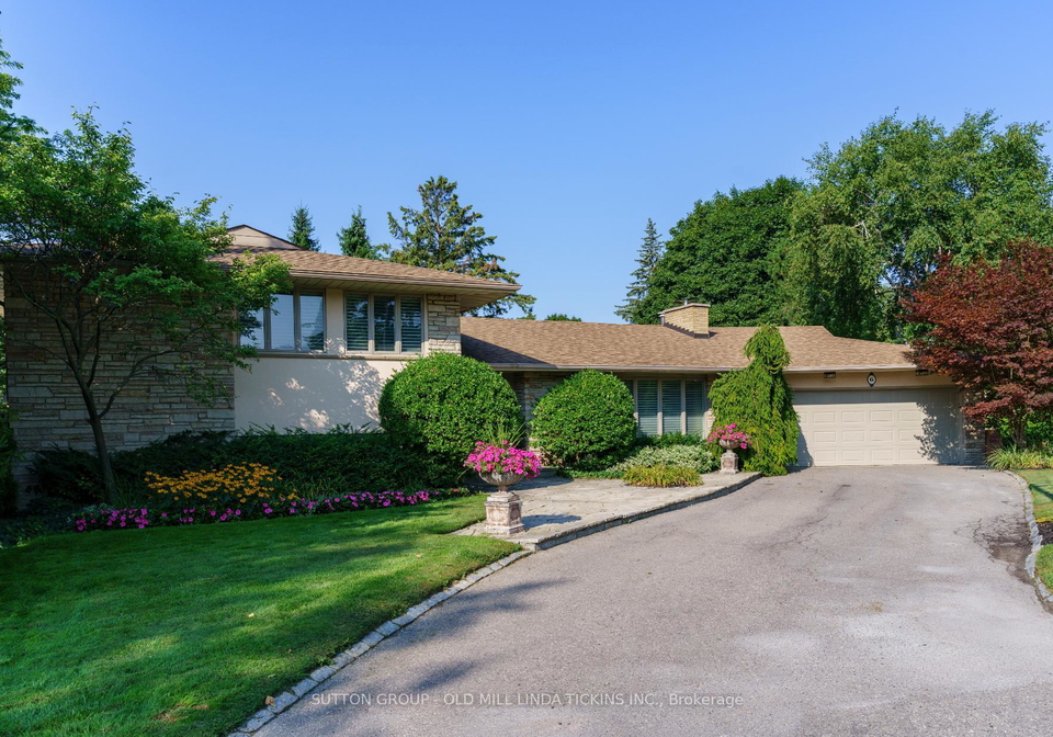 6-winterbourne-court-etobicoke-ontario-w12436587
