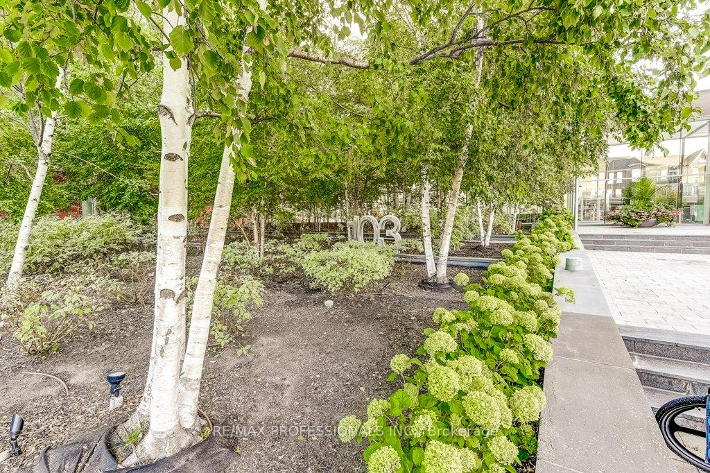103-the-queensway-avenue-toronto-ontario-w12436591