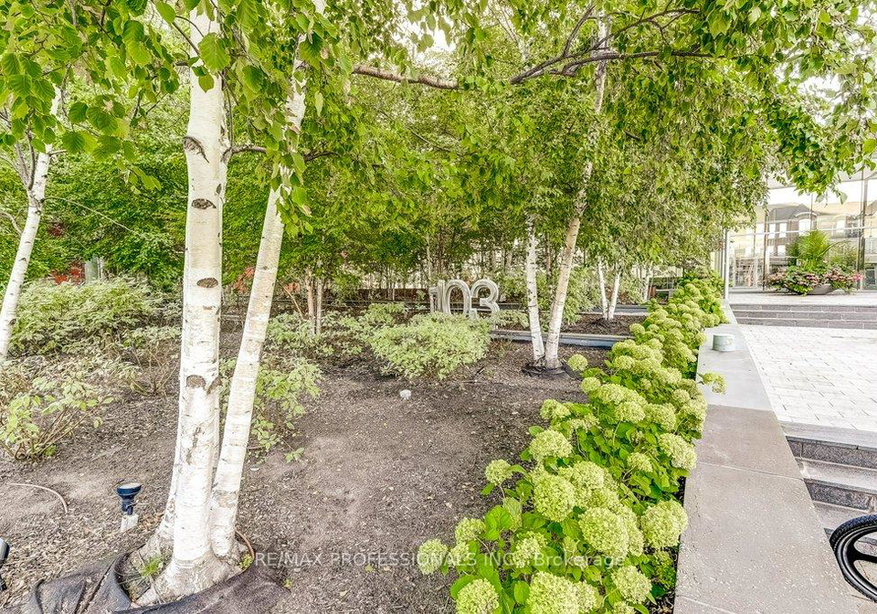 103-the-queensway-avenue-toronto-ontario-w12436591