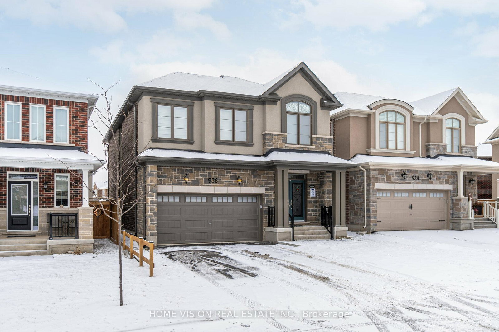 938-chestnut-heights-milton-ontario-w12436716
