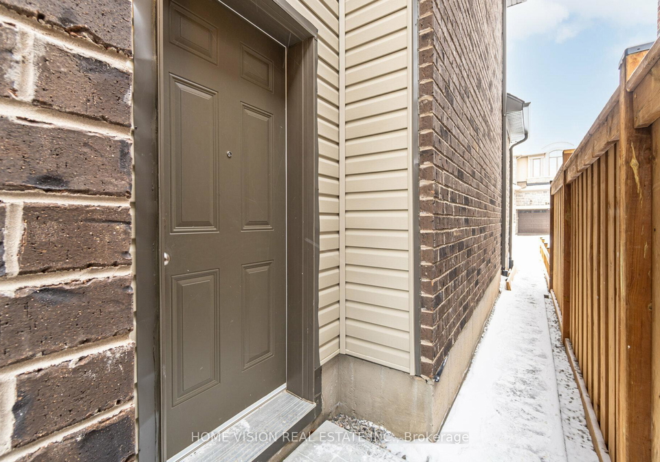 938-chestnut-heights-milton-ontario-w12436716