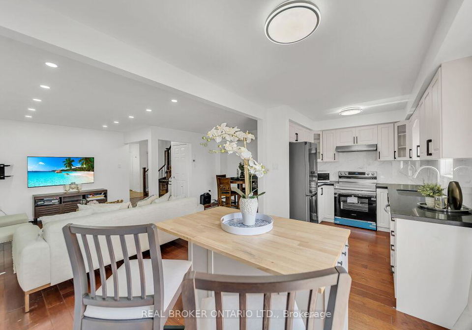 332-riverstone-drive-oakville-ontario-w12436809