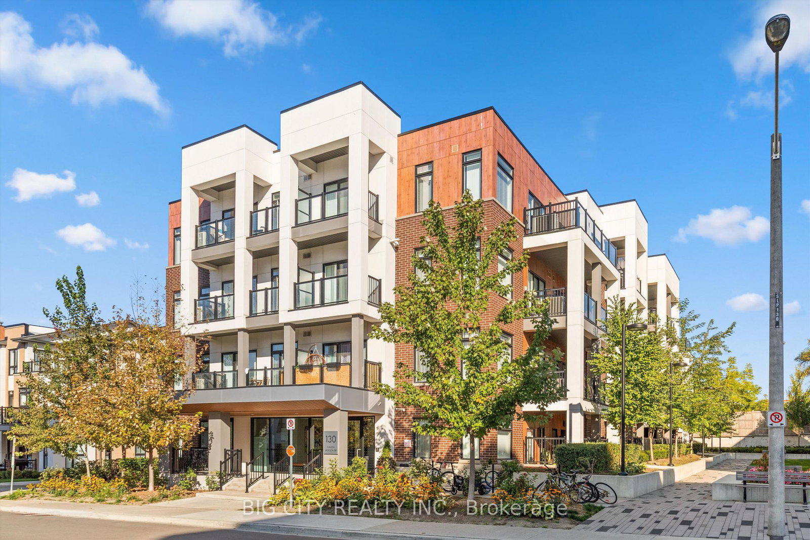 130-canon-jackson-drive-north-york-ontario-w12437019
