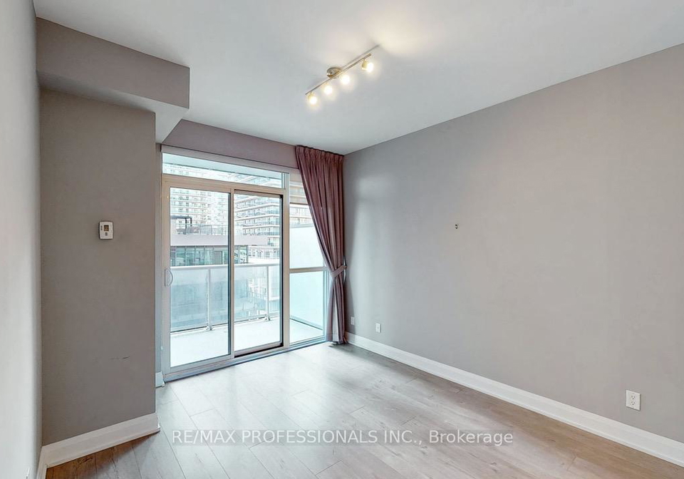 110-marine-parade-drive-etobicoke-ontario-w12437057
