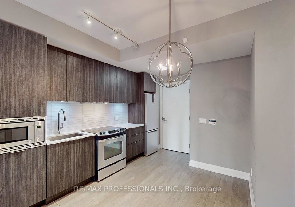 110-marine-parade-drive-etobicoke-ontario-w12437057
