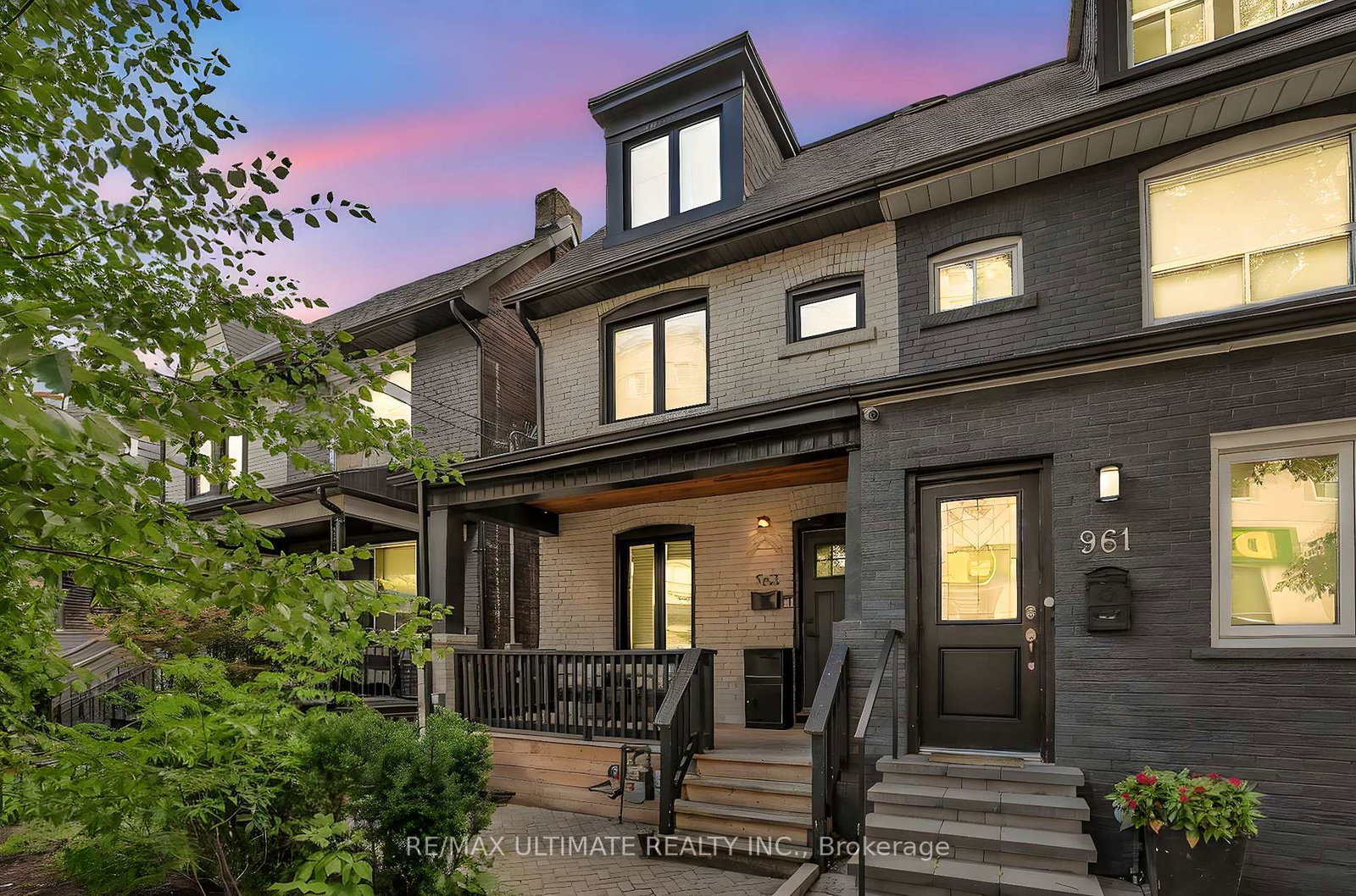 963-lansdowne-avenue-toronto-ontario-w12437182