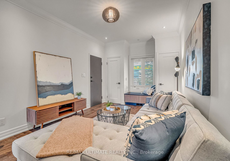 963-lansdowne-avenue-toronto-ontario-w12437182