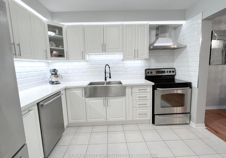 1726-creek-way-burlington-ontario-w12437277