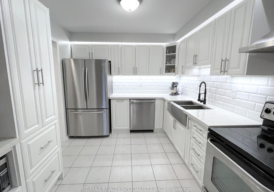 1726-creek-way-burlington-ontario-w12437277