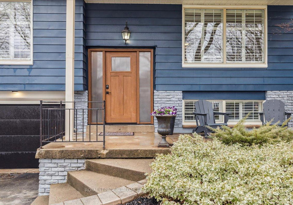 692-catalina-crescent-burlington-ontario-w12437344