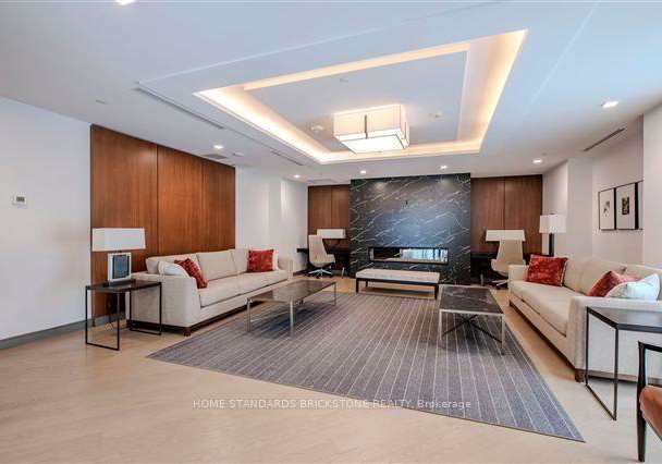 1575-lakeshore-road-w-mississauga-ontario-w12437585