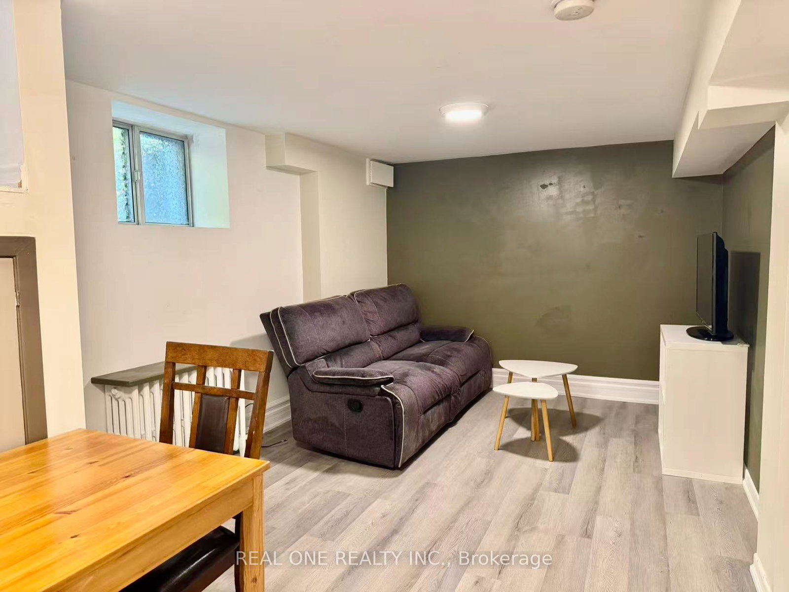 391-parkside-drive-toronto-ontario-w12437641
