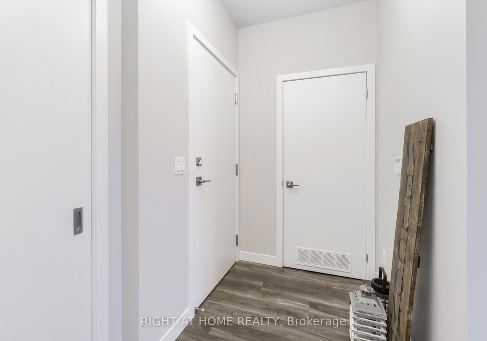 2081-fairview-street-burlington-ontario-w12437739