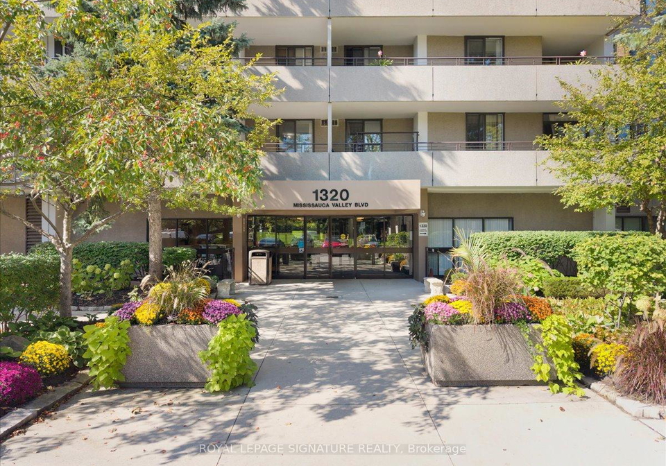 1320-mississauga-valley-boulevard-mississauga-ontario-w12437772