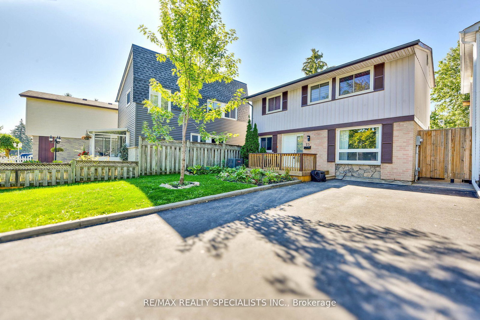 25-homer-square-n-brampton-ontario-w12437901