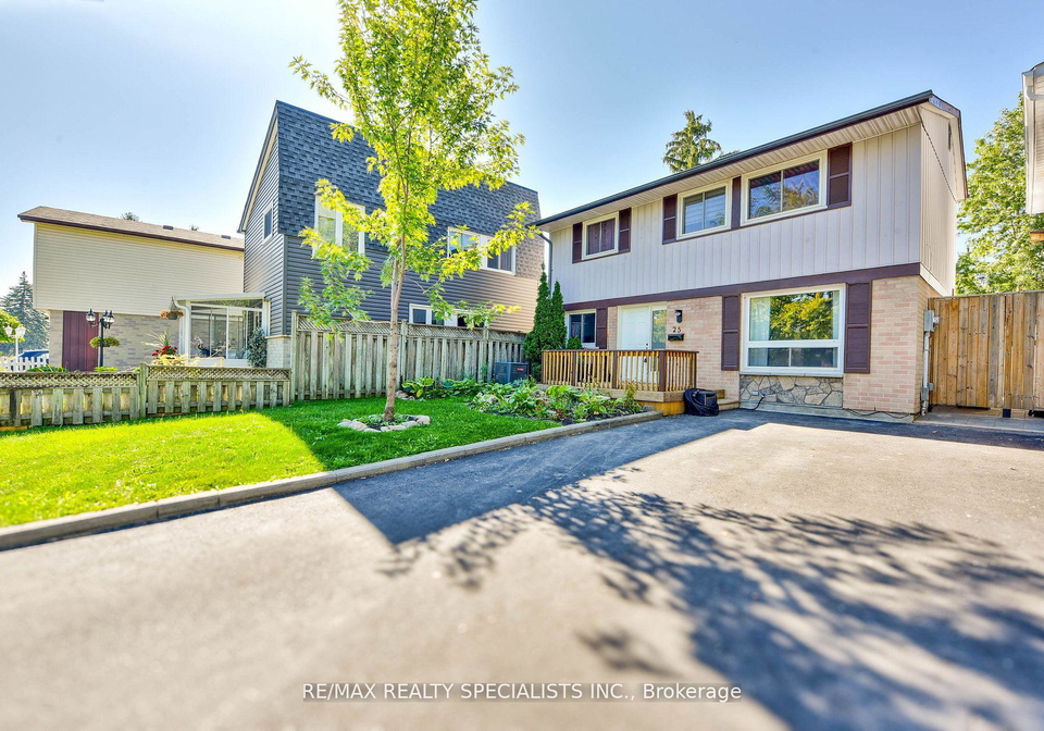 25-homer-square-n-brampton-ontario-w12437901