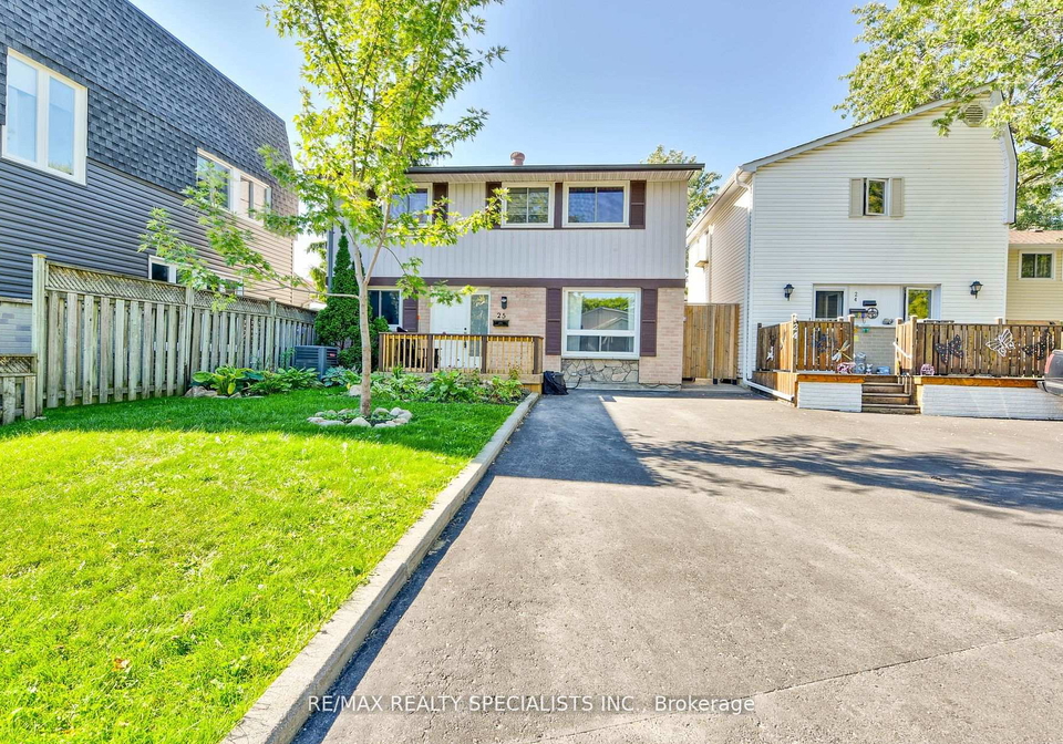 25-homer-square-n-brampton-ontario-w12437901