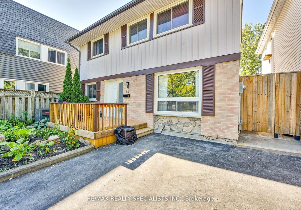 25-homer-square-n-brampton-ontario-w12437901