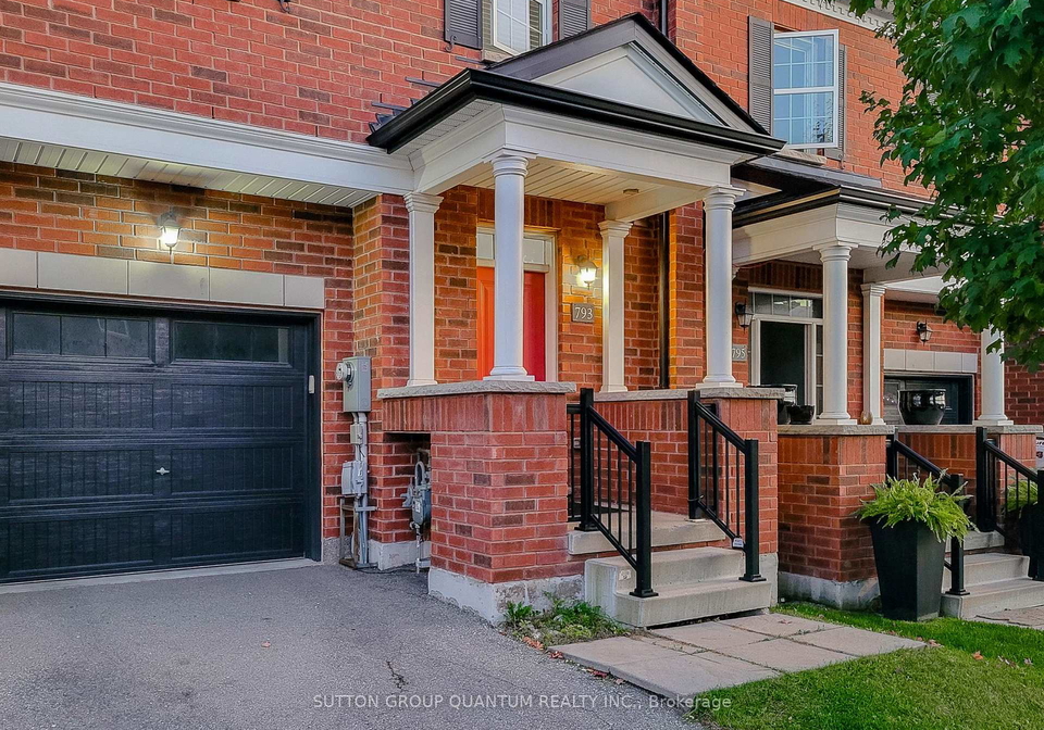 793-banks-crescent-milton-ontario-w12437924