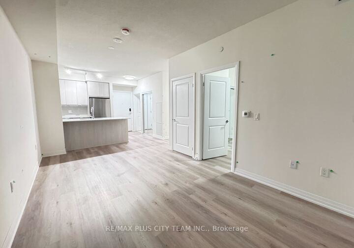 15-watergarden-drive-mississauga-ontario-w12438022