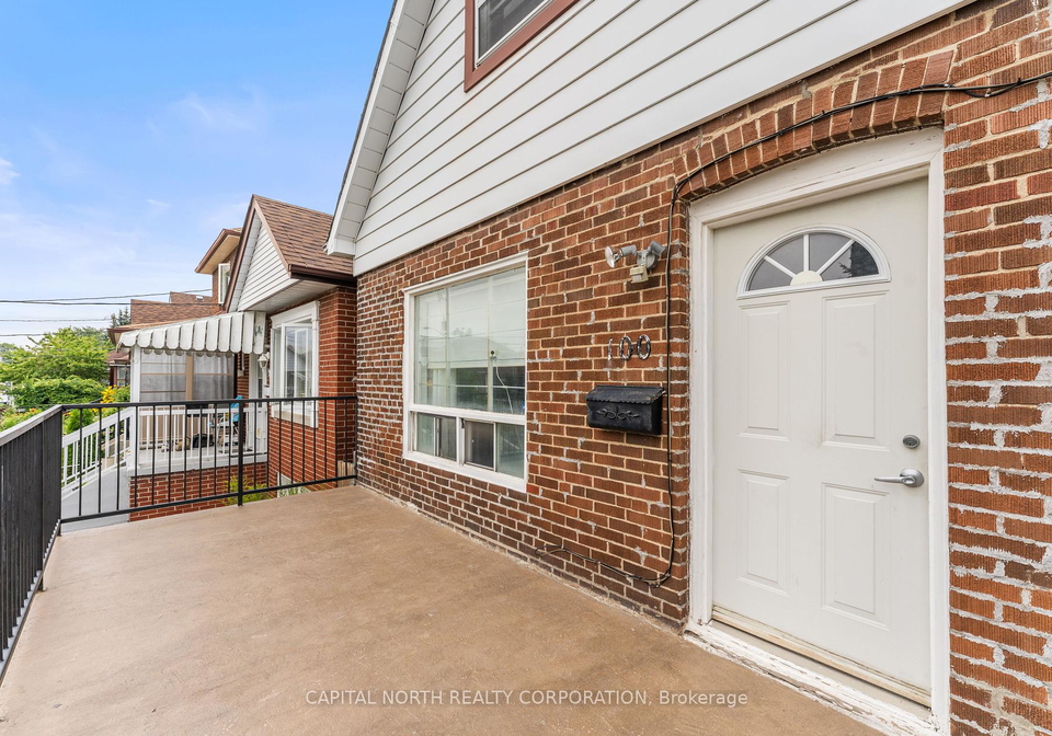 100-livingstone-avenue-north-york-ontario-w12438191