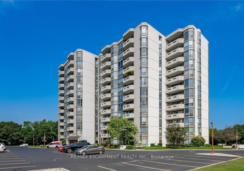 5090-pinedale-avenue-burlington-ontario-w12438260