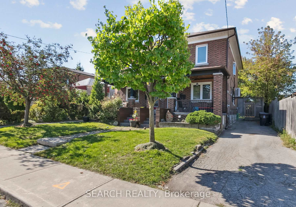 636-mcroberts-avenue-toronto-ontario-w12438324