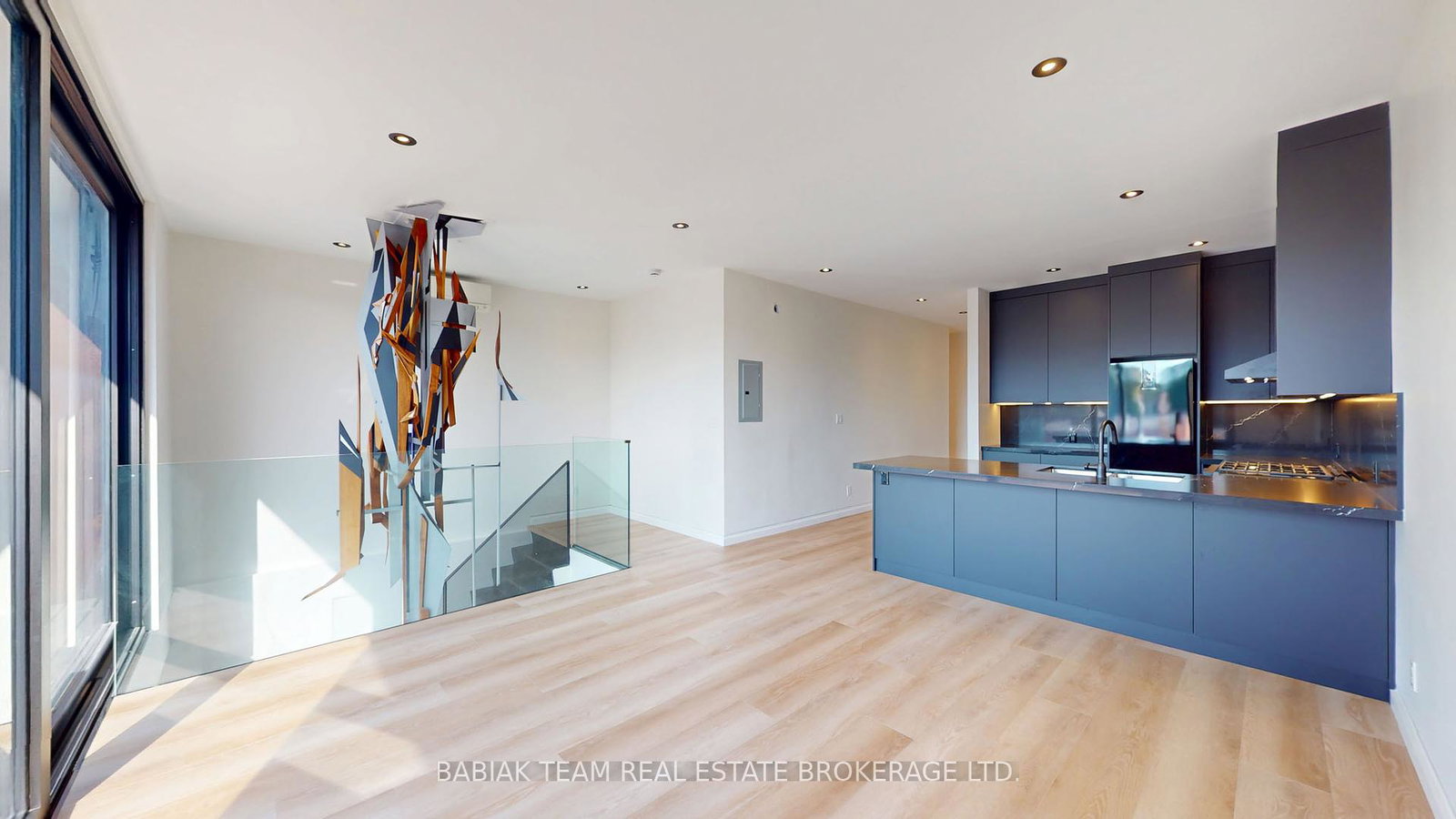 3212-dundas-street-w-toronto-ontario-w12438360