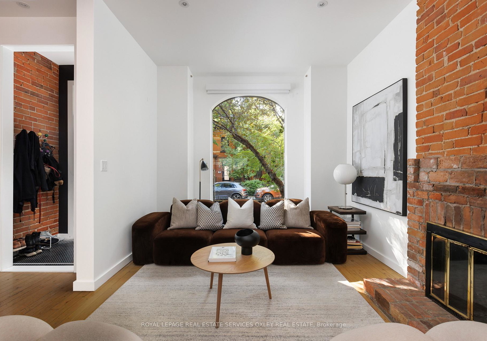 37-gwynne-avenue-toronto-ontario-w12438447