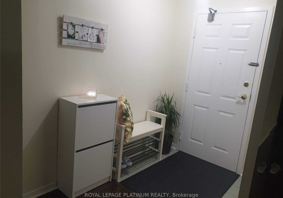 250-webb-drive-mississauga-ontario-w12438588