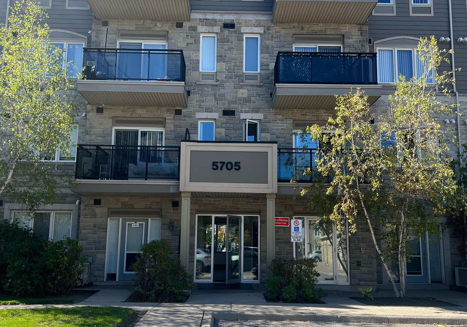 5705-long-valley-road-n-mississauga-ontario-w12438836