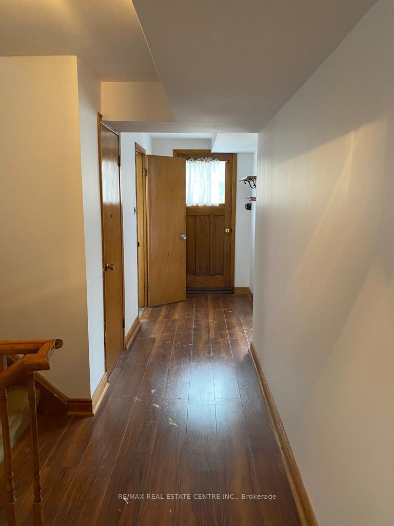 462-scarsdale-crescent-oakville-ontario-w12438985