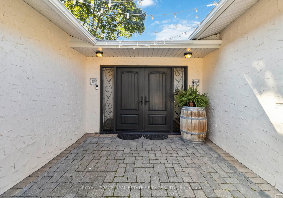 2019-lakeshore-road-w-oakville-ontario-w12439142