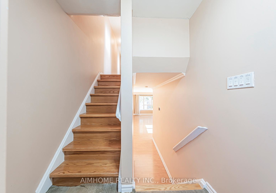 2583-lundigan-drive-mississauga-ontario-w12439226