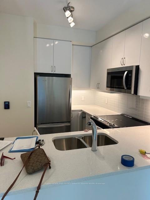 38-annie-craig-drive-etobicoke-ontario-w12439256