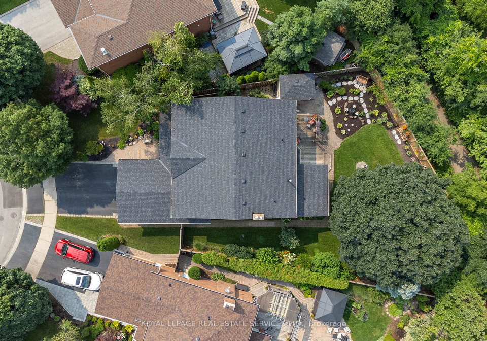 1210-beechgrove-crescent-oakville-ontario-w12439367